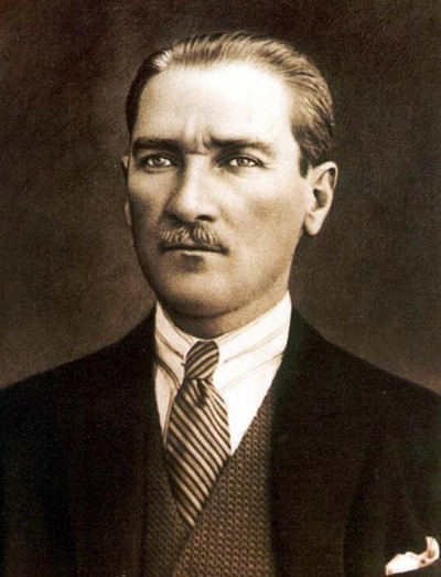 Porträt Mustafa Kemal